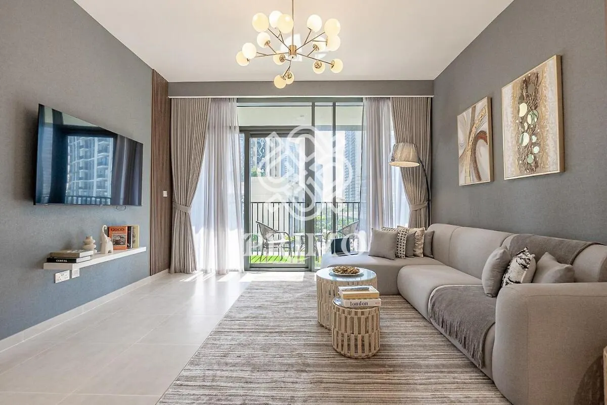 Apartment Bright & Stylish 2-Bedroom At Creek Edge Tower 2 Dubai