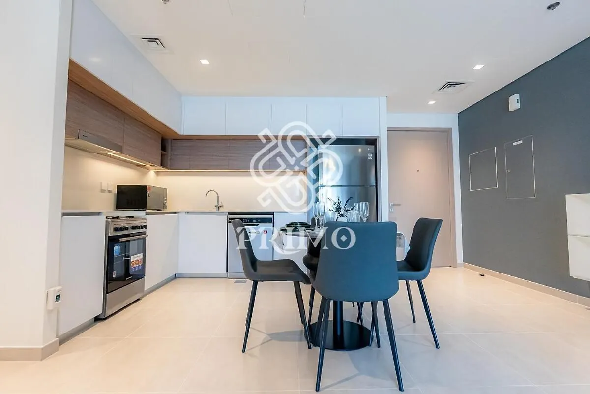 Bright & Stylish 2-Bedroom At Creek Edge Tower 2 دبي